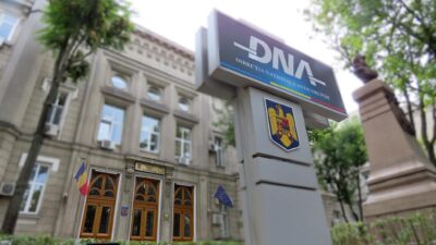 Állami fegyveripari cégek vezetőit vette őrizetbe a román korrupcióellenes ügyészség