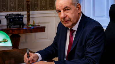 Aláírta Sulyok Tamás a magyar Alaptörvény 17. módosítását