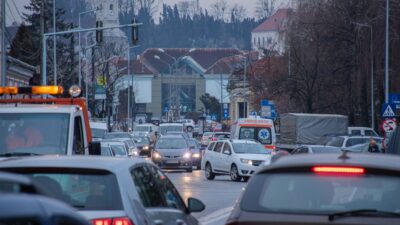 Iskolakezdés és útlezárások: nehéz reggel jöhet Székelyudvarhelyen