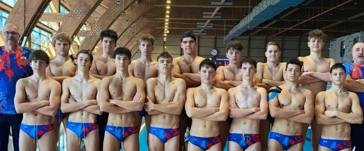 Villámrajt: mindhárom mérkőzését megnyerte a Mureşul U18-as vízilabdacsapata