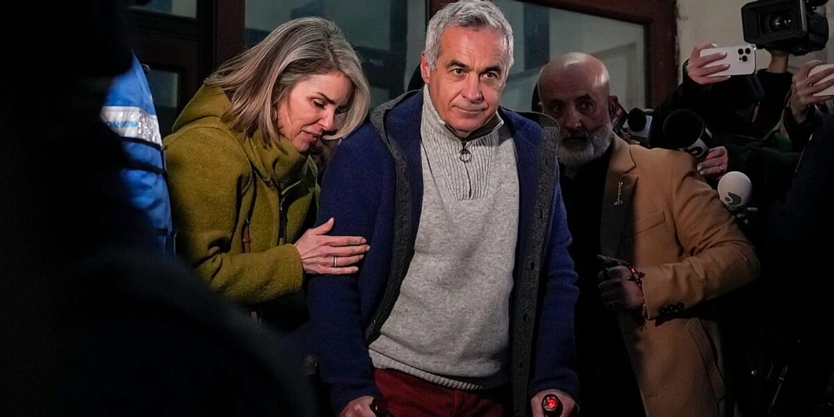 Csalás gyanújával őrizetbe vették Călin Georgescut