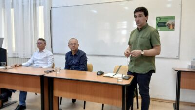 Újra kiadták a nagyváradi magyar utcanevekről szóló Várad lelke című kötetet