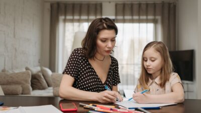 Csaknem 27 ezer eurót keresett magánórákkal egy nagyváradi matematikatanár