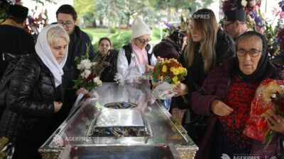 Több tízezer zarándok Jászvásáron: 28 főpap celebrálta Szent Paraszkiva búcsúját