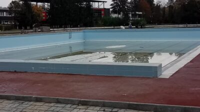 Fűthető medencékkel és jakuzzival bővül a marosvásárhelyi Víkend-telep